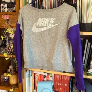 Nike Sweater: US XL Youth Medium: Women Size